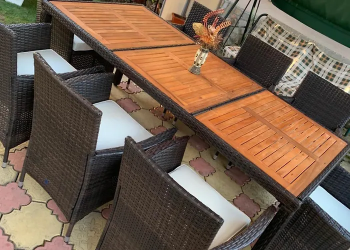 Sunny House * Madzhare